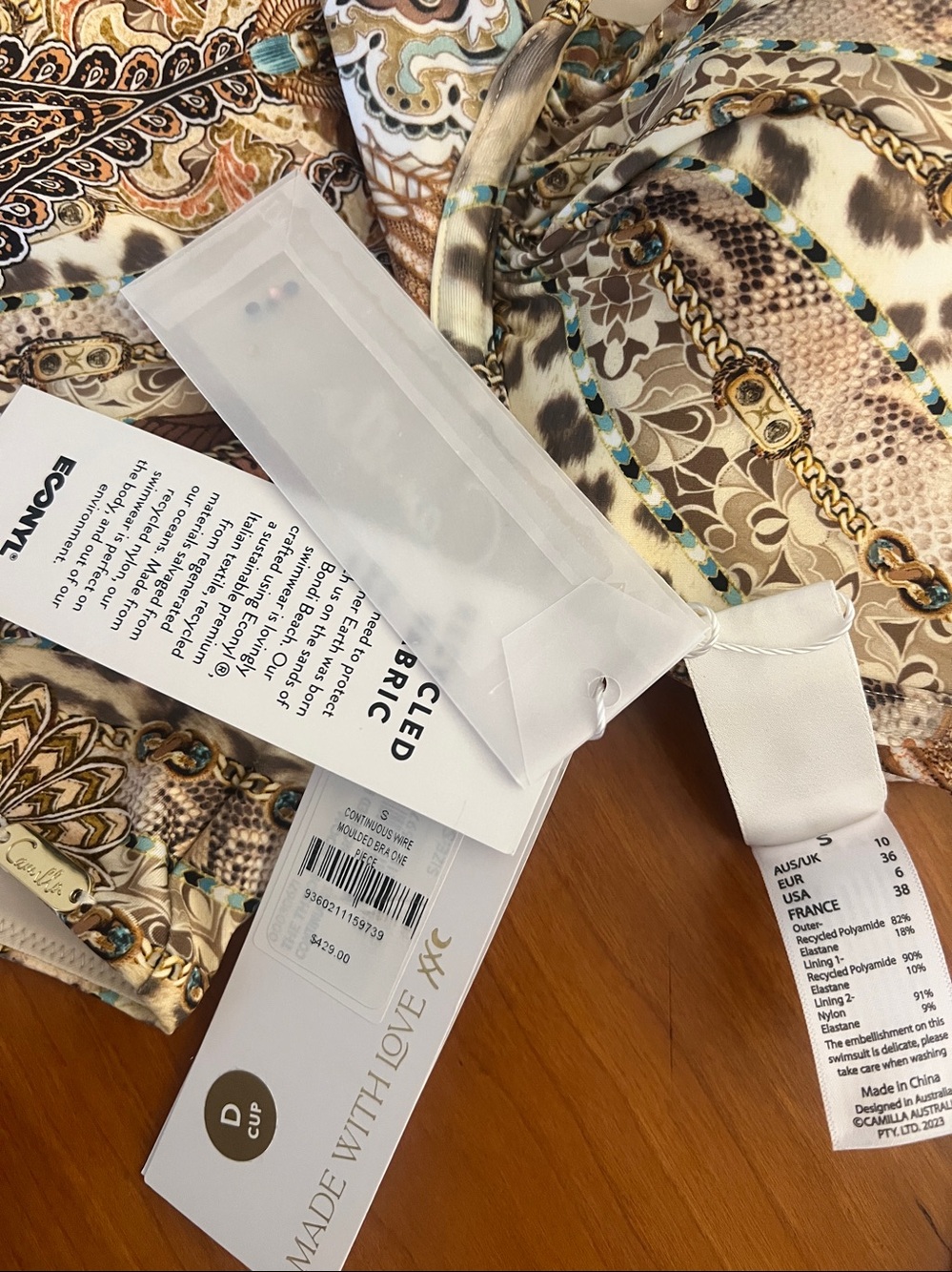 NWT Camilla Ththrone Wire Moulder Bra Beige Paisley One Piece Swimsuit Small - Picture 15 of 15